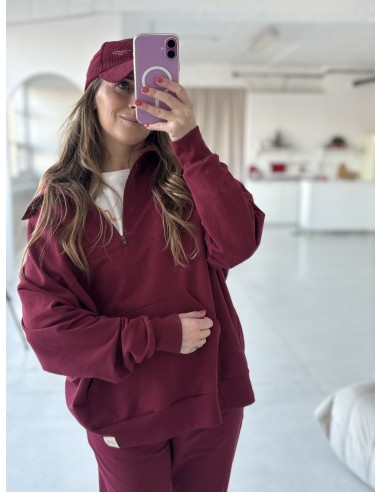 Mniej, Bluza z zamkiem i...