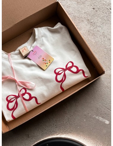 Mniej, Tshirt kokardki, złamana biel